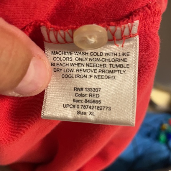 Men's Red collar shirt size XL - Picture 6 of 6